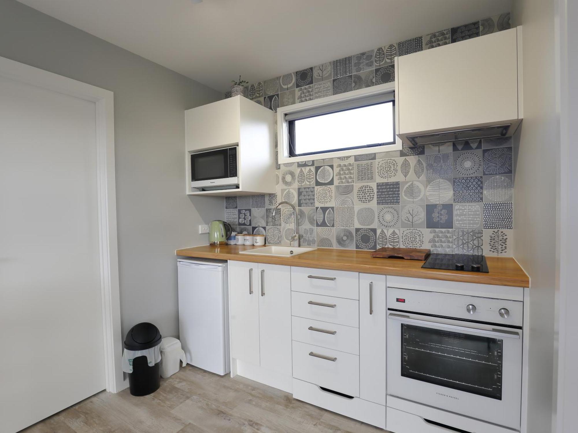 The Tui Studio - Te Anau Holiday Studio ภายนอก รูปภาพ